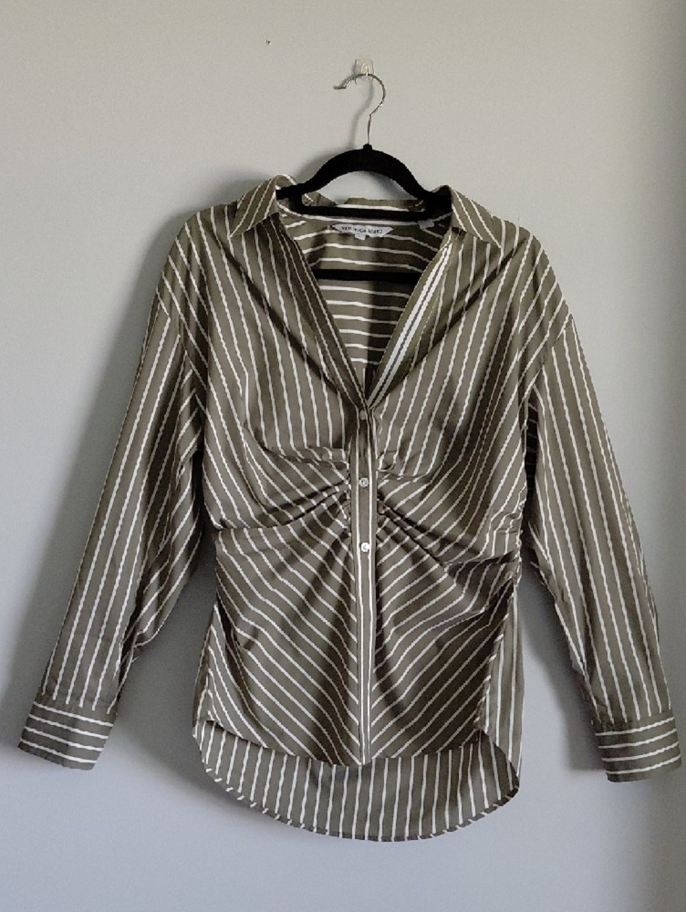 Veronica Beard Green Devra Ruched Striped Stretch-Cotton Button-Front Top - Picture 10 of 12